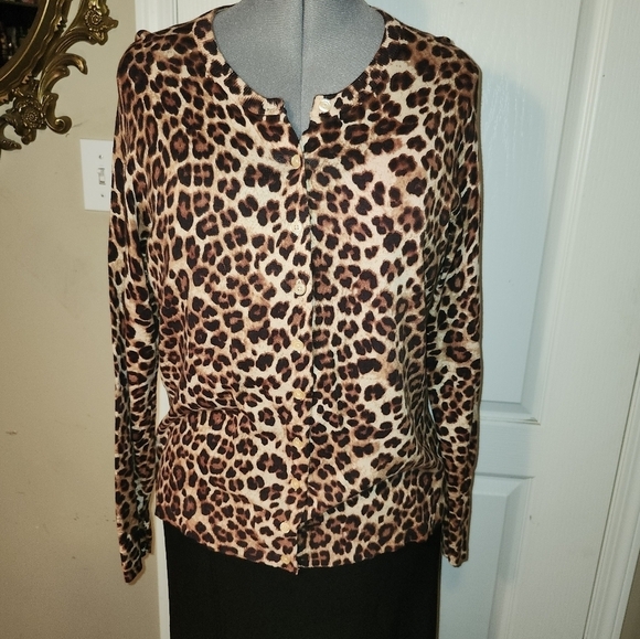 Torrid Leopard Print Cardigan - Picture 8 of 8